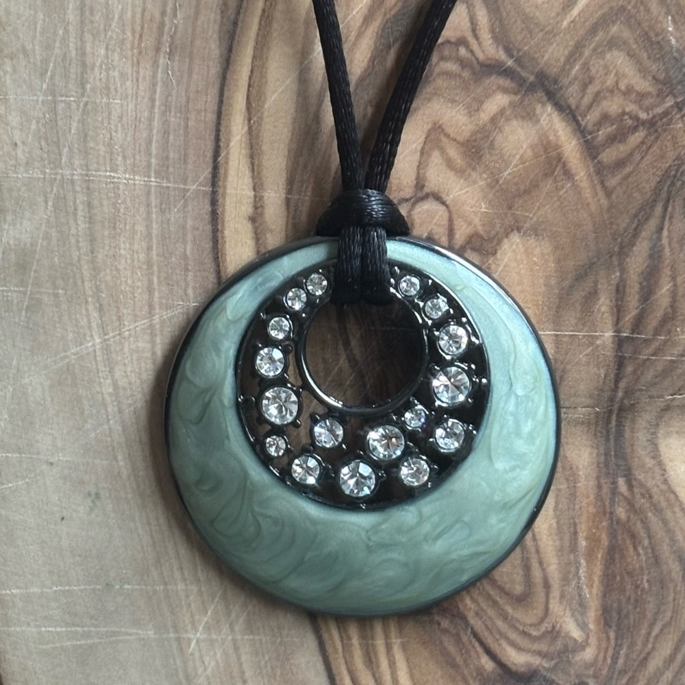 Black and Pale Green Crystal Pendant Necklace